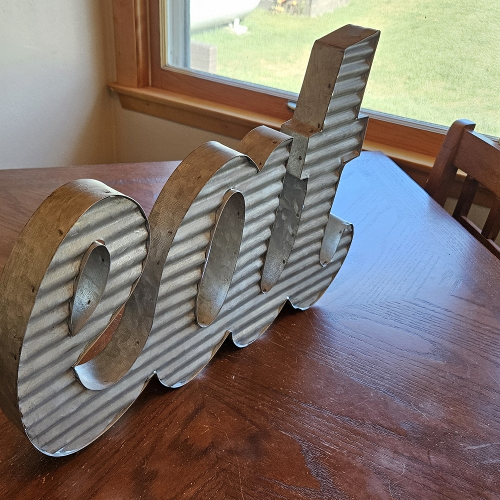 "eat" Sign - Picture 2 of 2